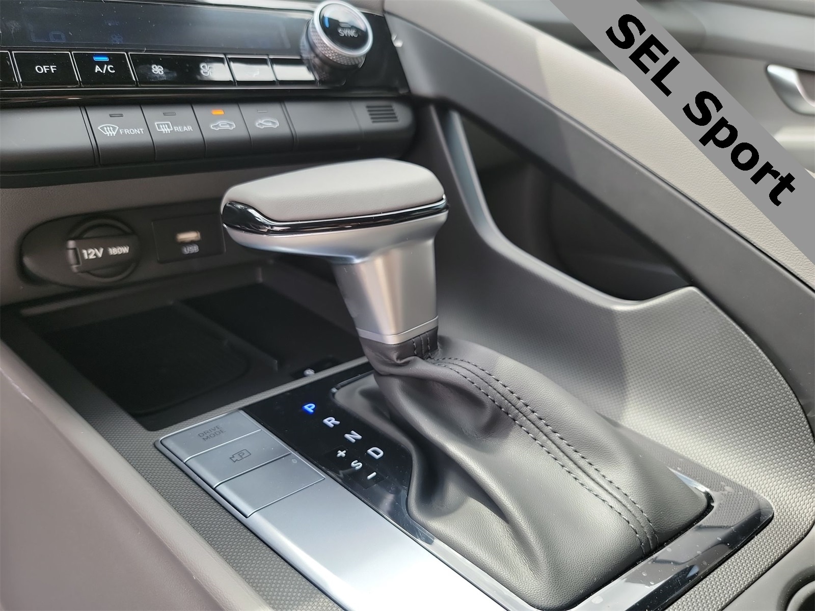 Thumbnail: 2025 Hyundai Elantra - 21