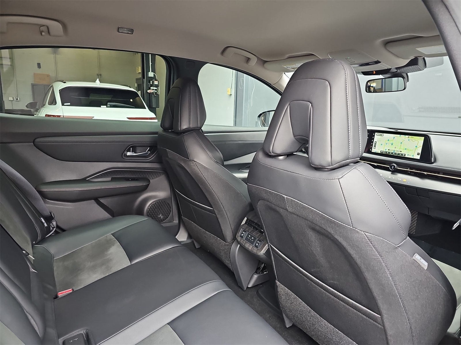 Thumbnail: 2023 Nissan Ariya - 16