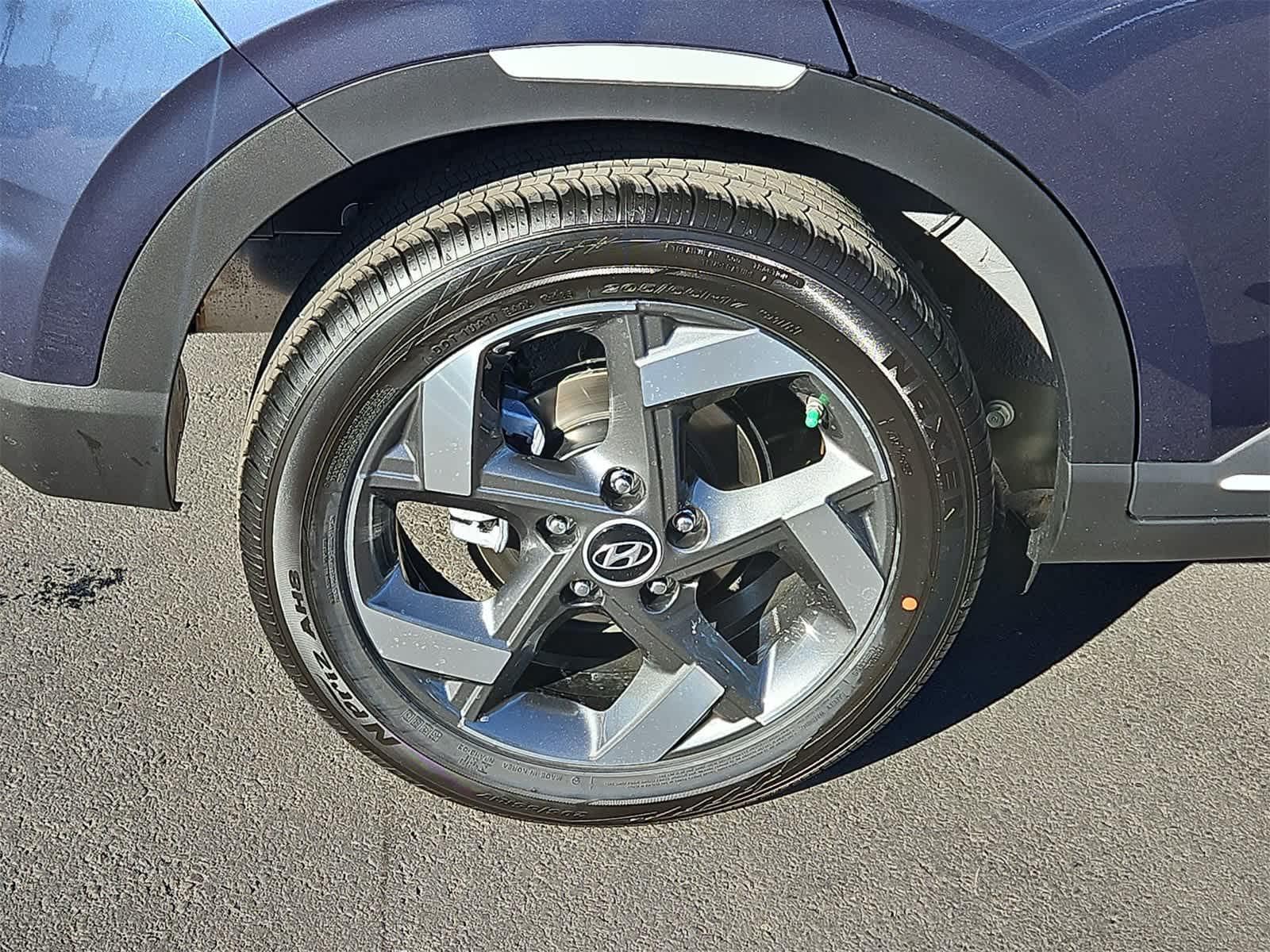 Thumbnail: 2026 Hyundai Venue - 12