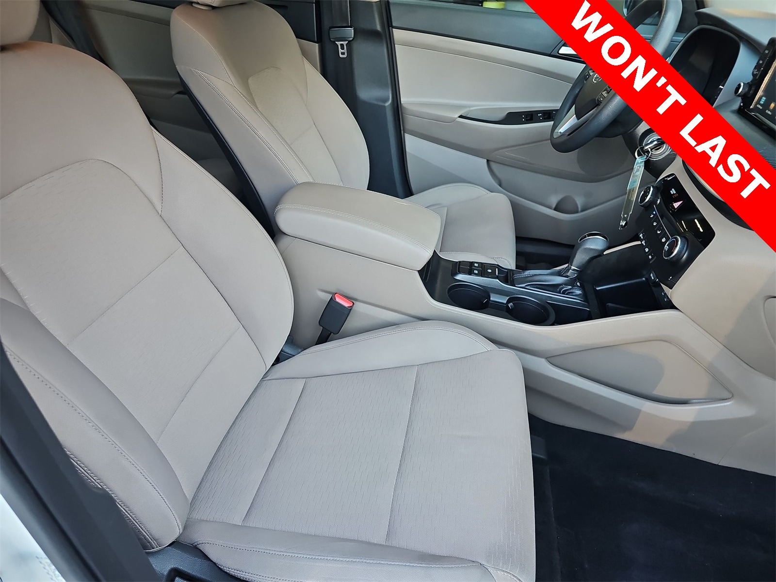 Thumbnail: 2020 Hyundai Tucson - 18