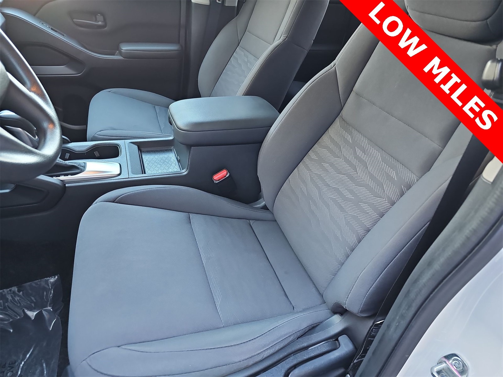 Thumbnail: 2023 Nissan Frontier - 15