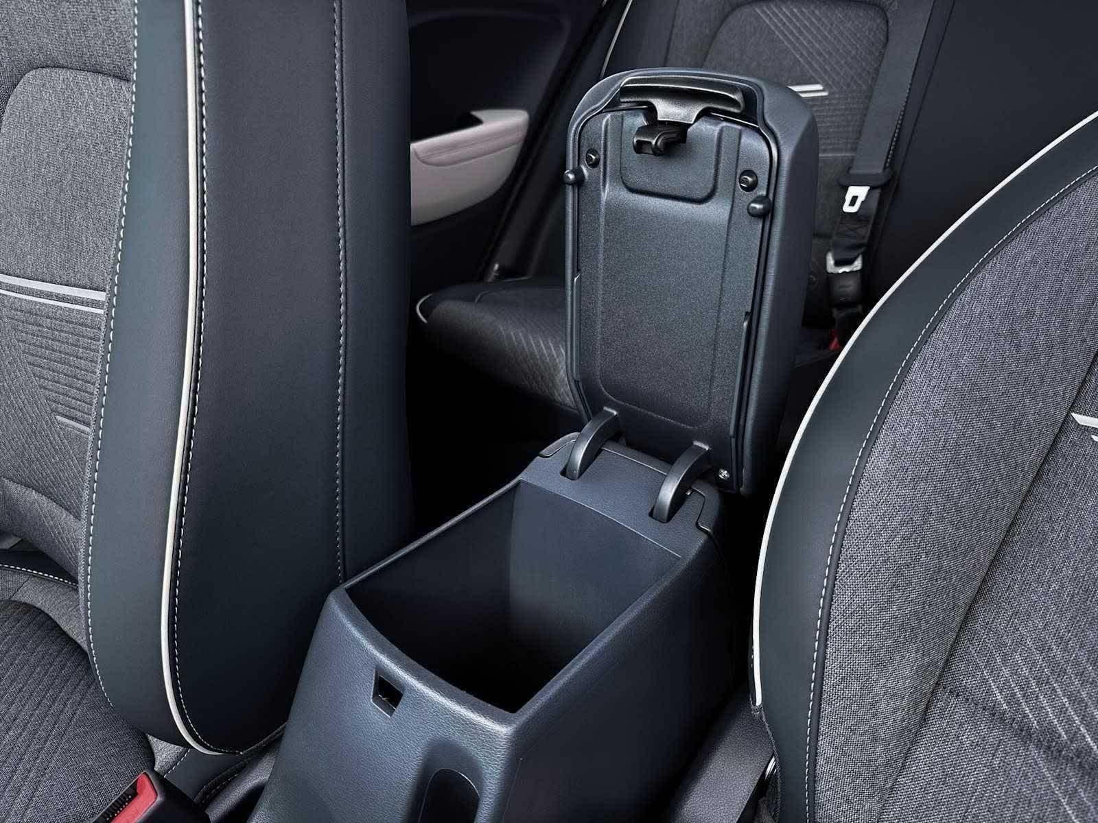 Thumbnail: 2026 Hyundai Venue - 18