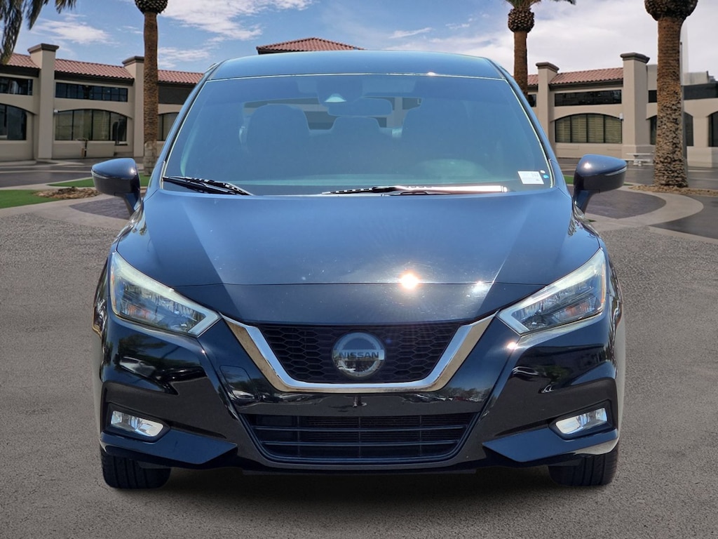 Nissan Versa SR Sedán 2020 usado