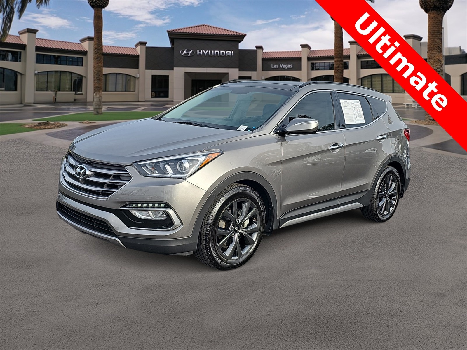 Thumbnail: 2018 Hyundai Santa Fe - 4