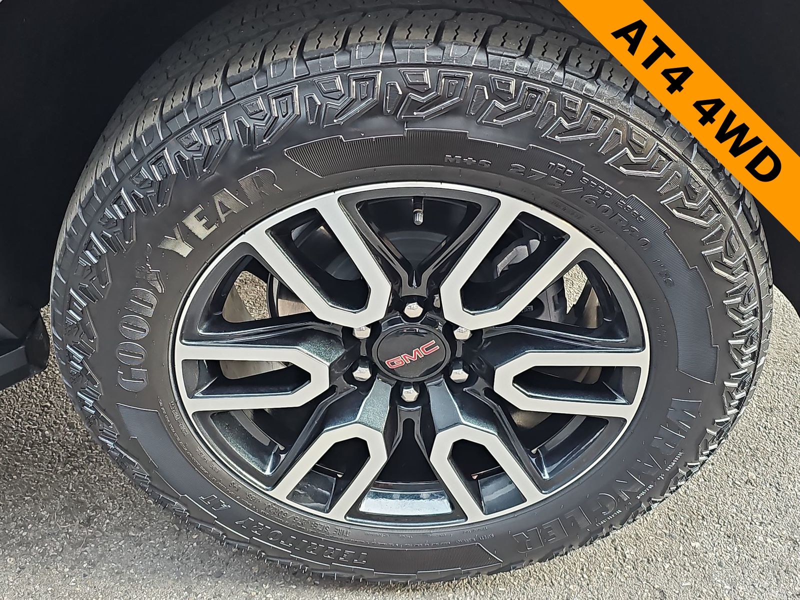 Thumbnail: 2024 GMC Yukon - 12