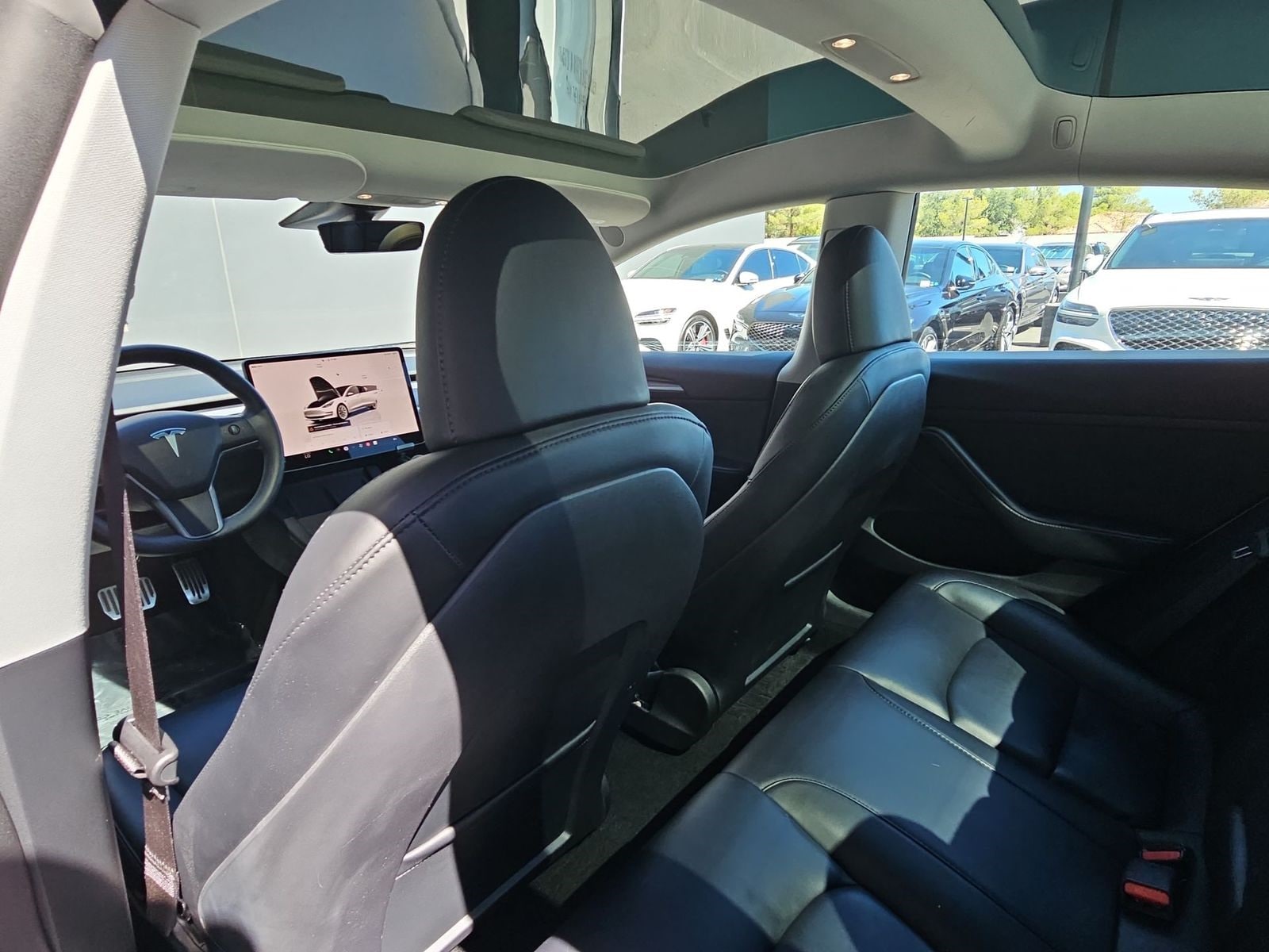 Thumbnail: 2023 Tesla Model 3 - 17