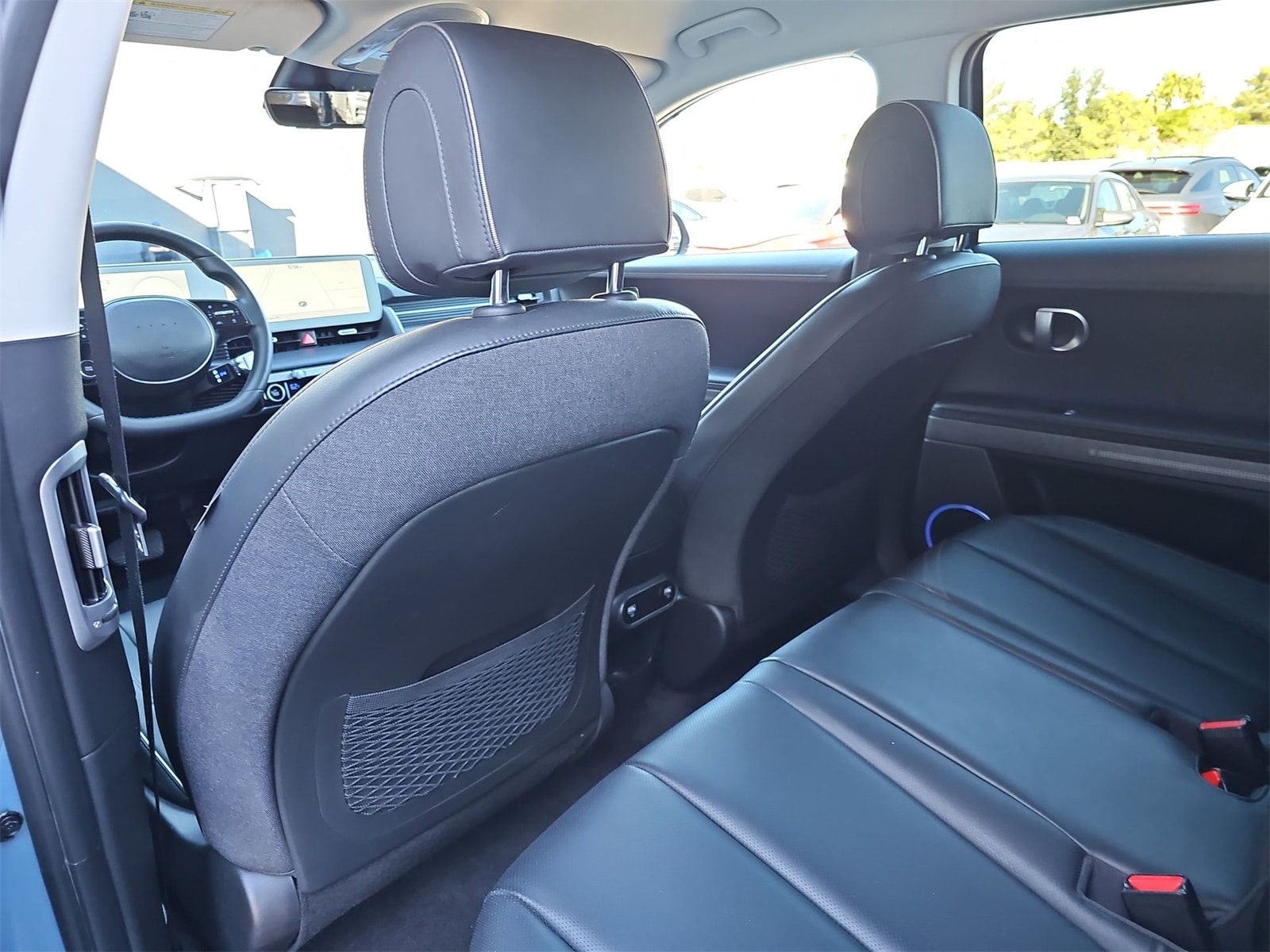 Thumbnail: 2022 Hyundai Ioniq 5 - 16