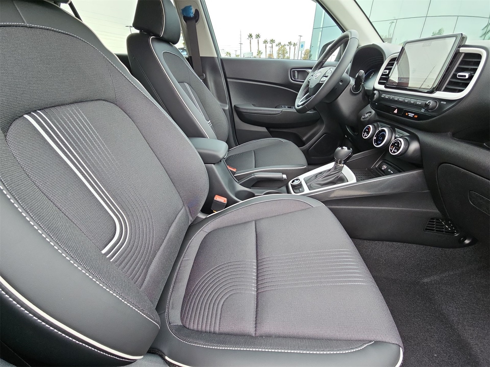 Thumbnail: 2025 Hyundai Venue - 18