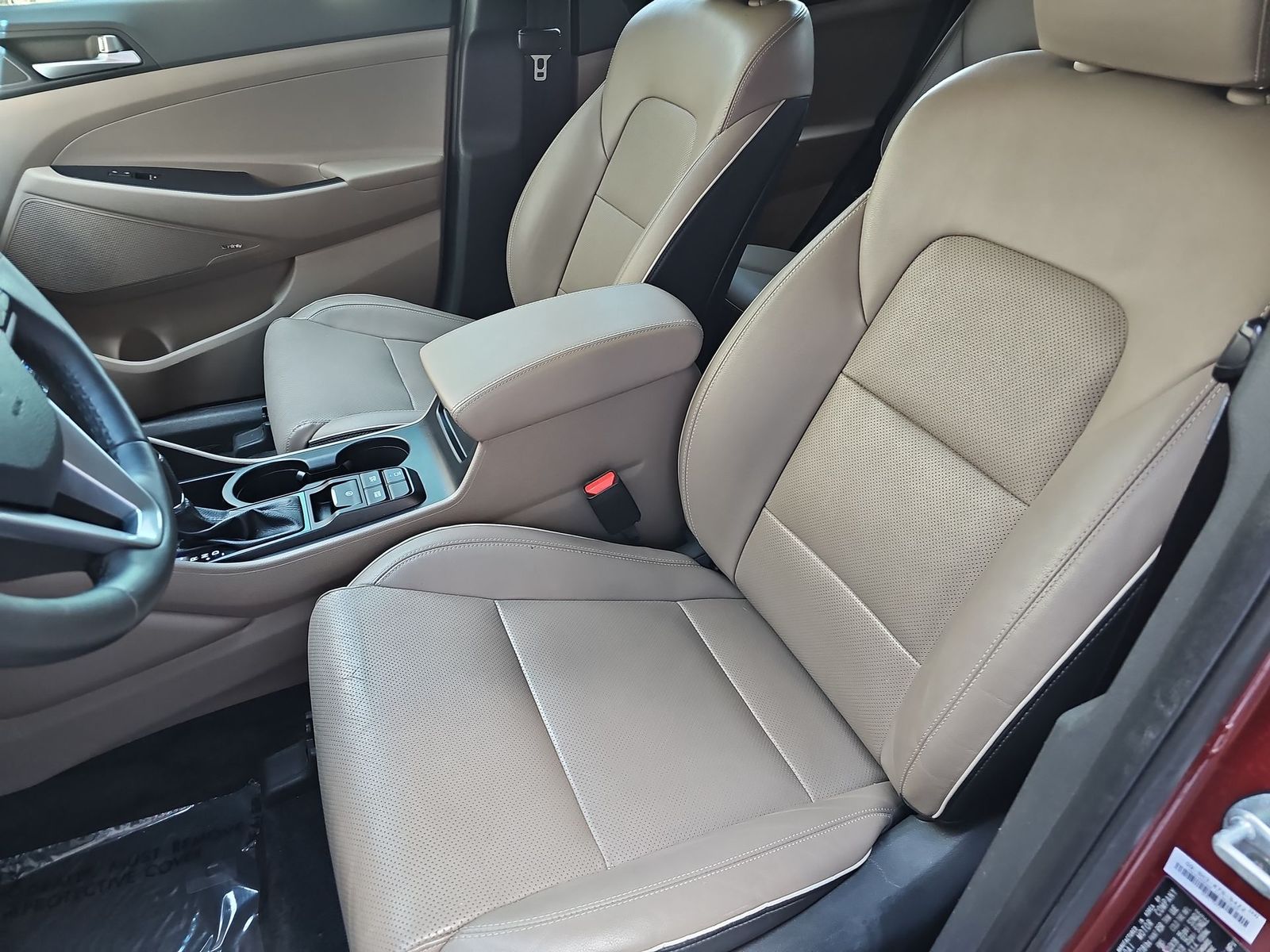 Thumbnail: 2019 Hyundai Tucson - 15