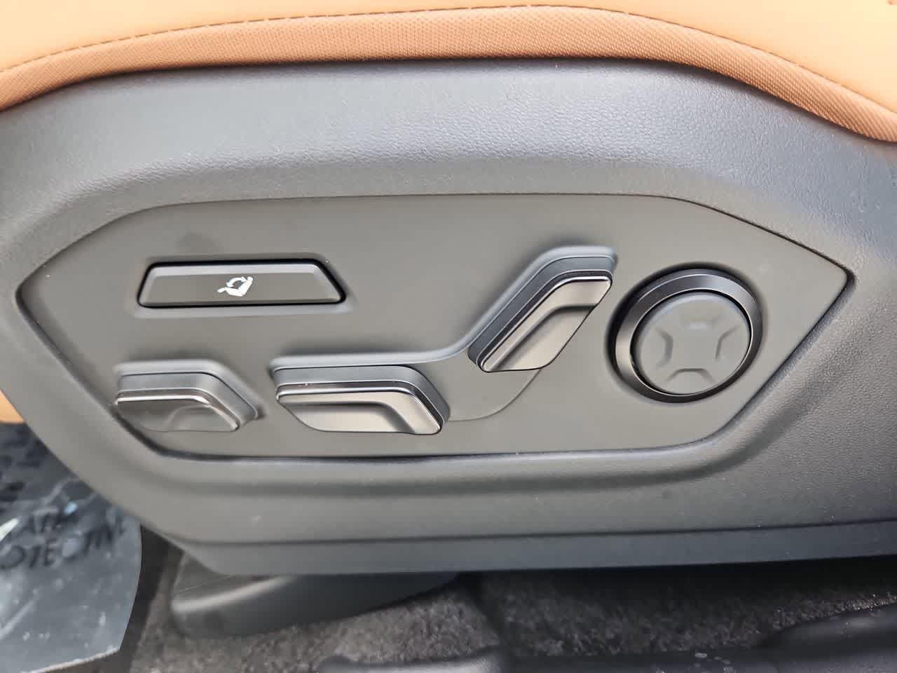 Thumbnail: 2026 Hyundai Santa Fe - 17