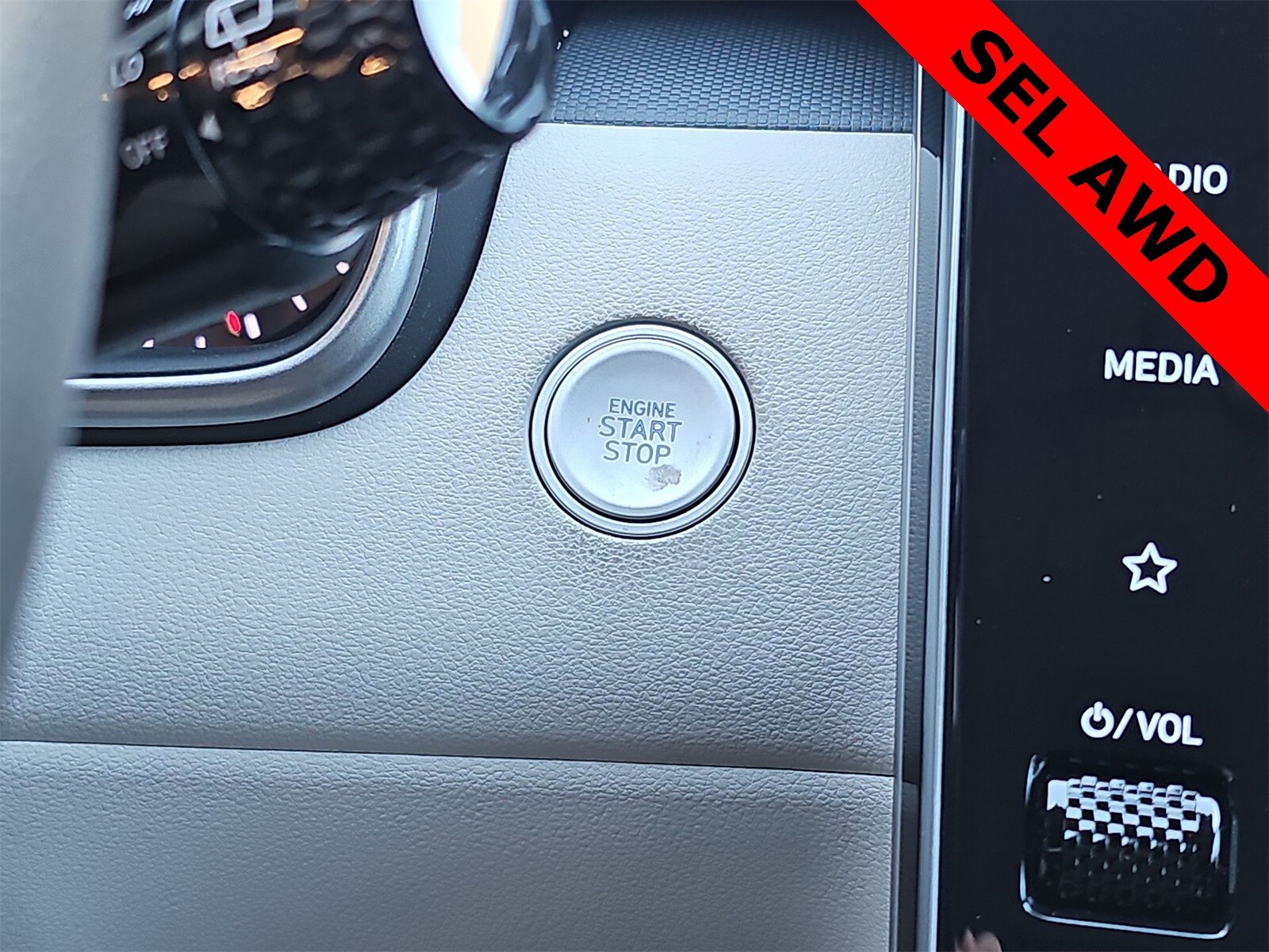 Thumbnail: 2023 Hyundai Tucson - 24