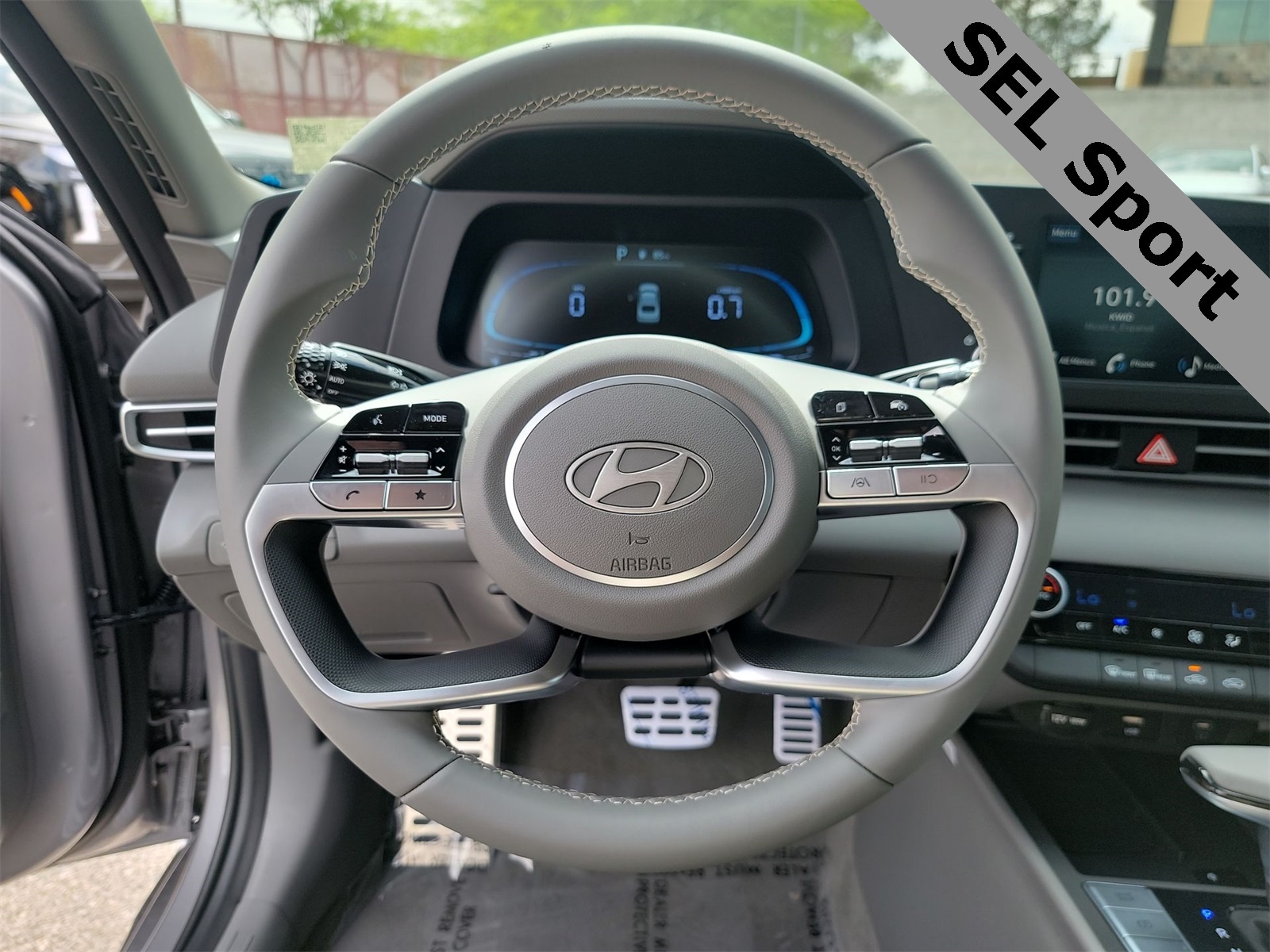 Thumbnail: 2025 Hyundai Elantra - 19