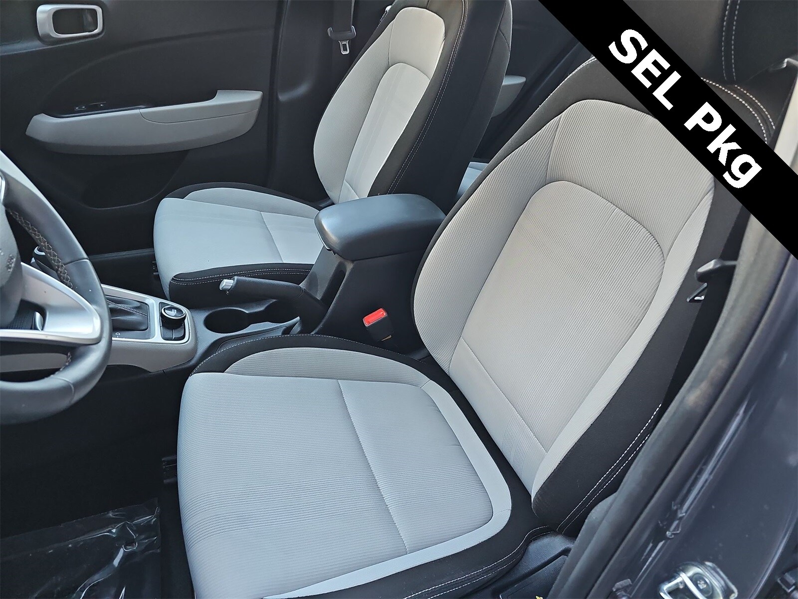 Thumbnail: 2024 Hyundai Venue - 15