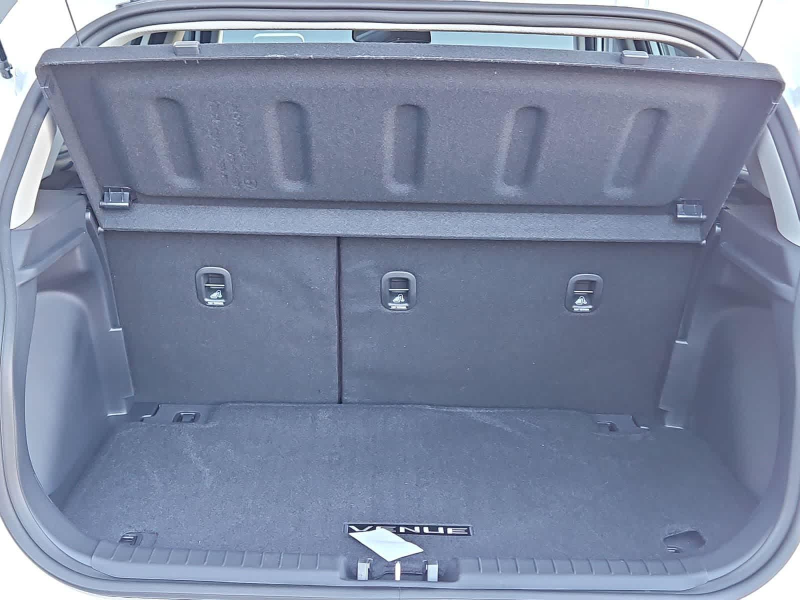 Thumbnail: 2026 Hyundai Venue - 23