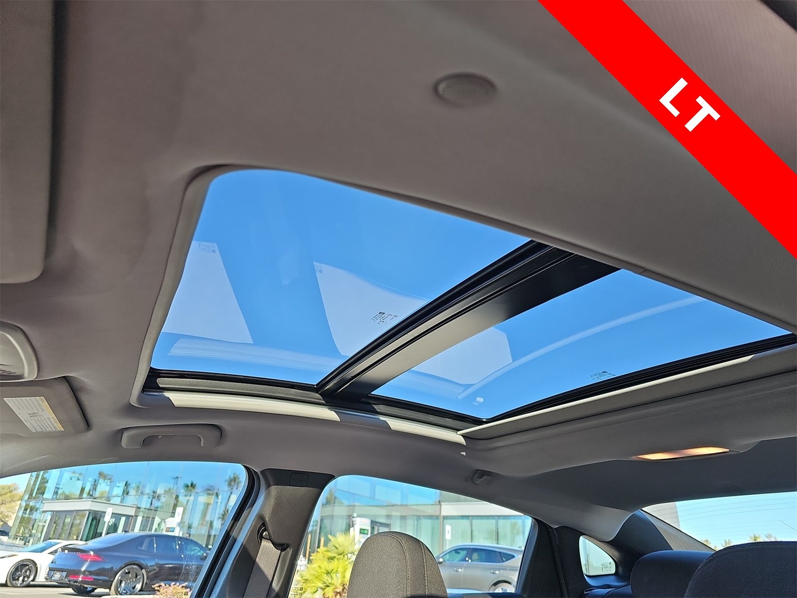 Thumbnail: 2024 Chevrolet Malibu - 27