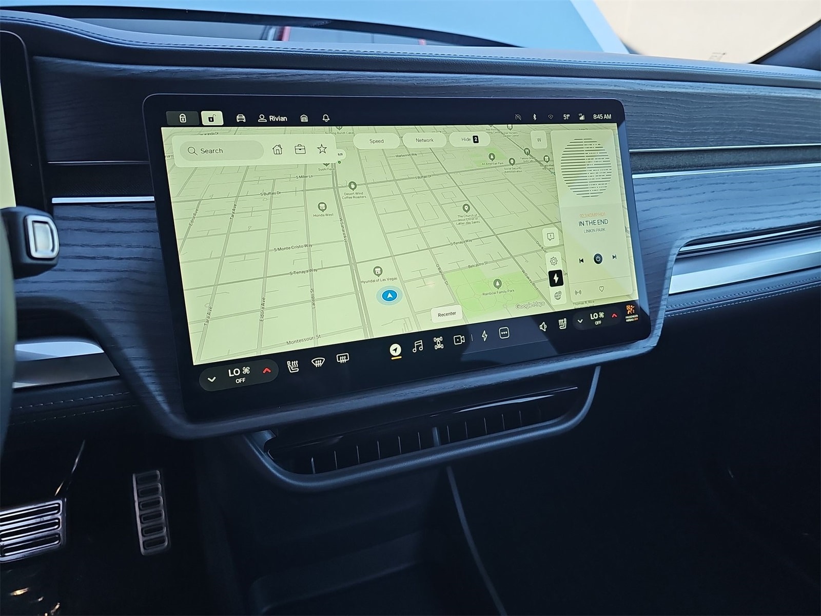 Thumbnail: 2023 Rivian R1S - 20