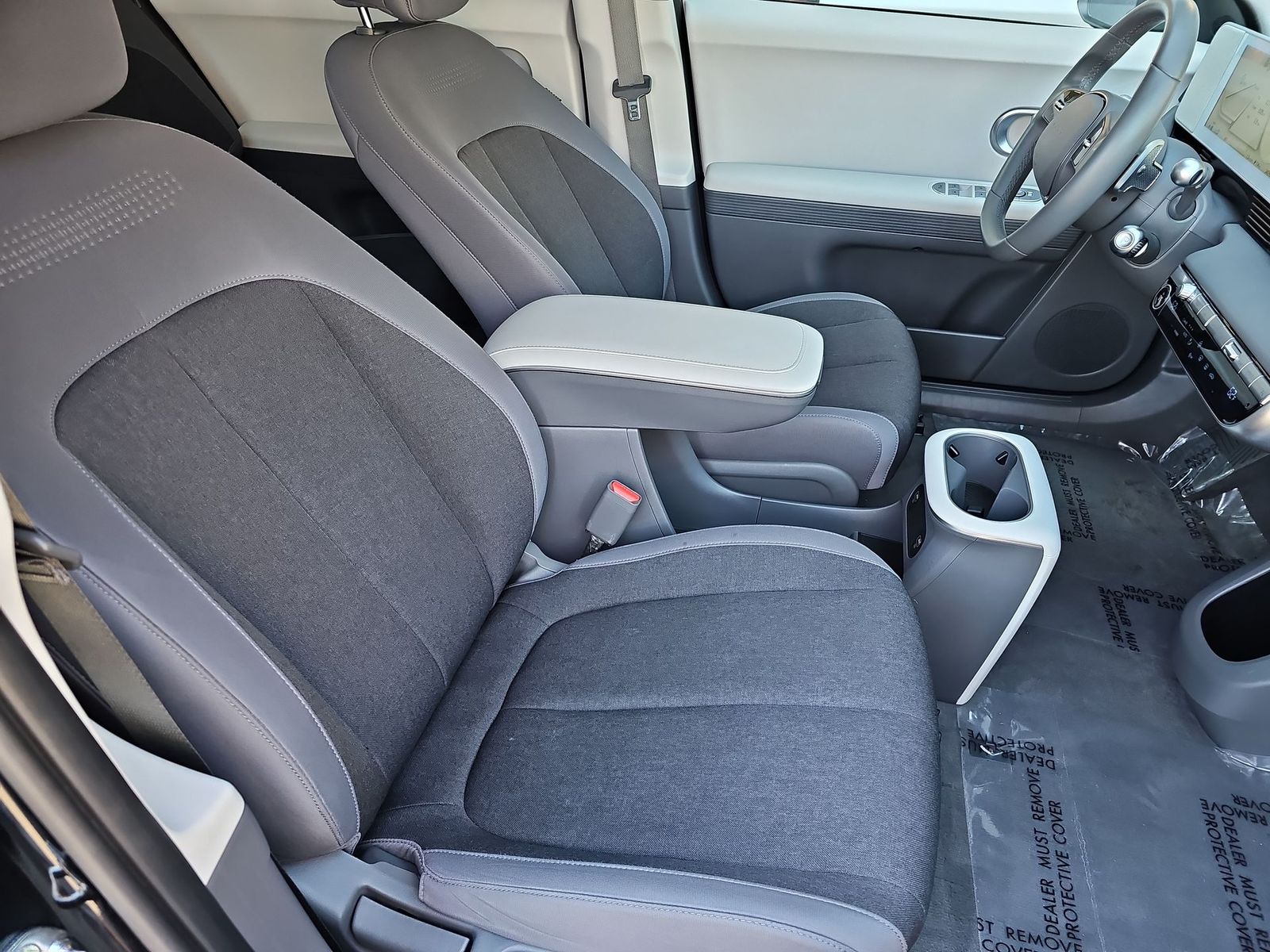 Thumbnail: 2024 Hyundai Ioniq 5 - 18