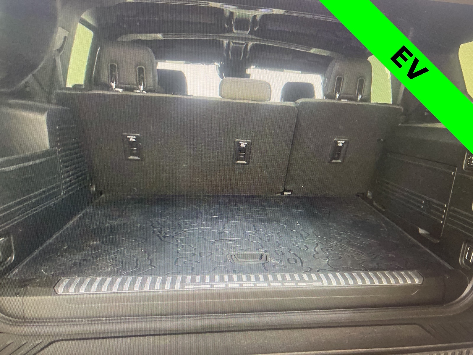 Thumbnail: 2025 GMC Hummer EV - 15