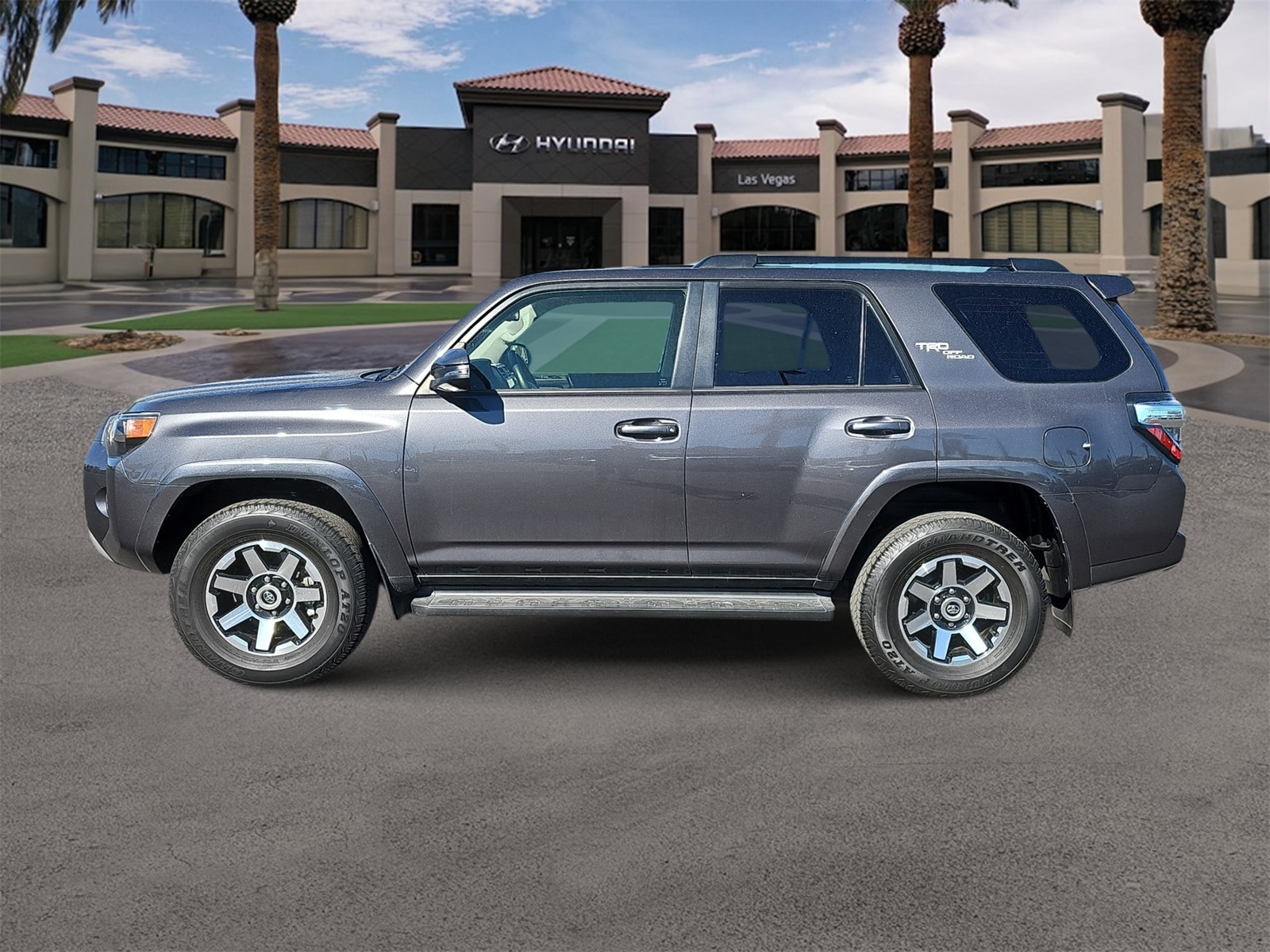 Thumbnail: 2023 Toyota 4Runner - 5