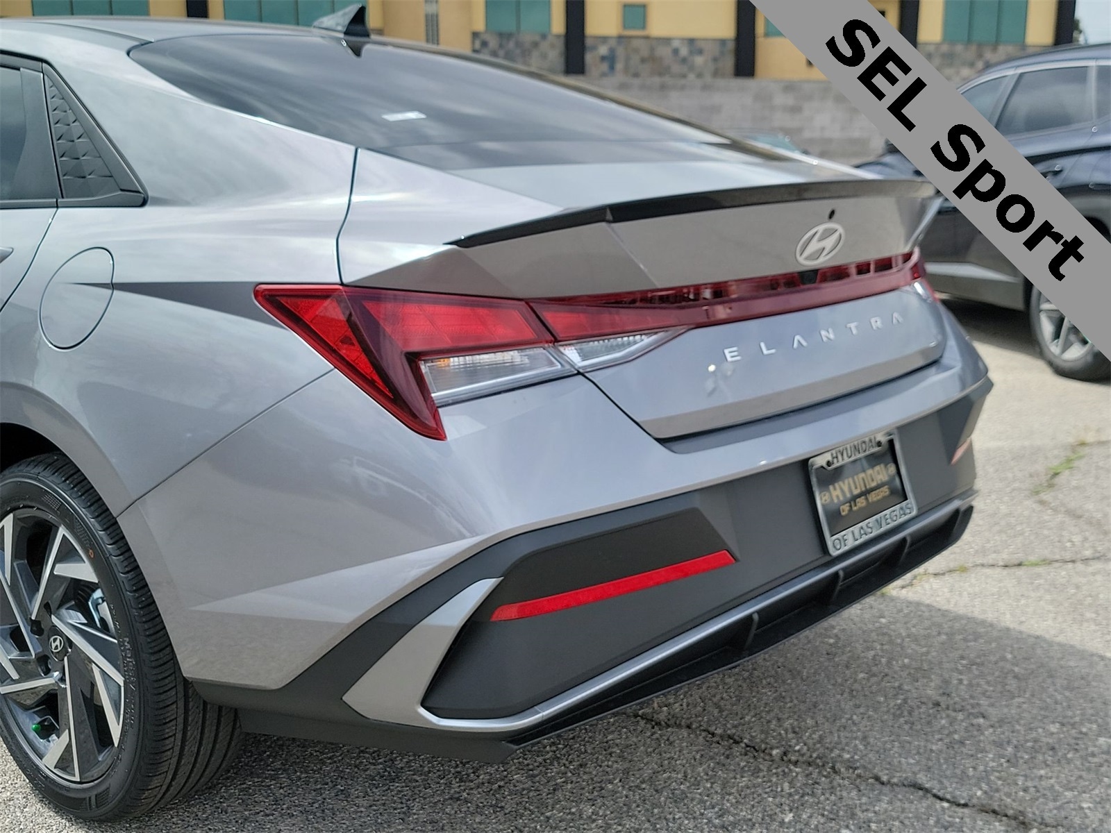 Thumbnail: 2025 Hyundai Elantra - 11