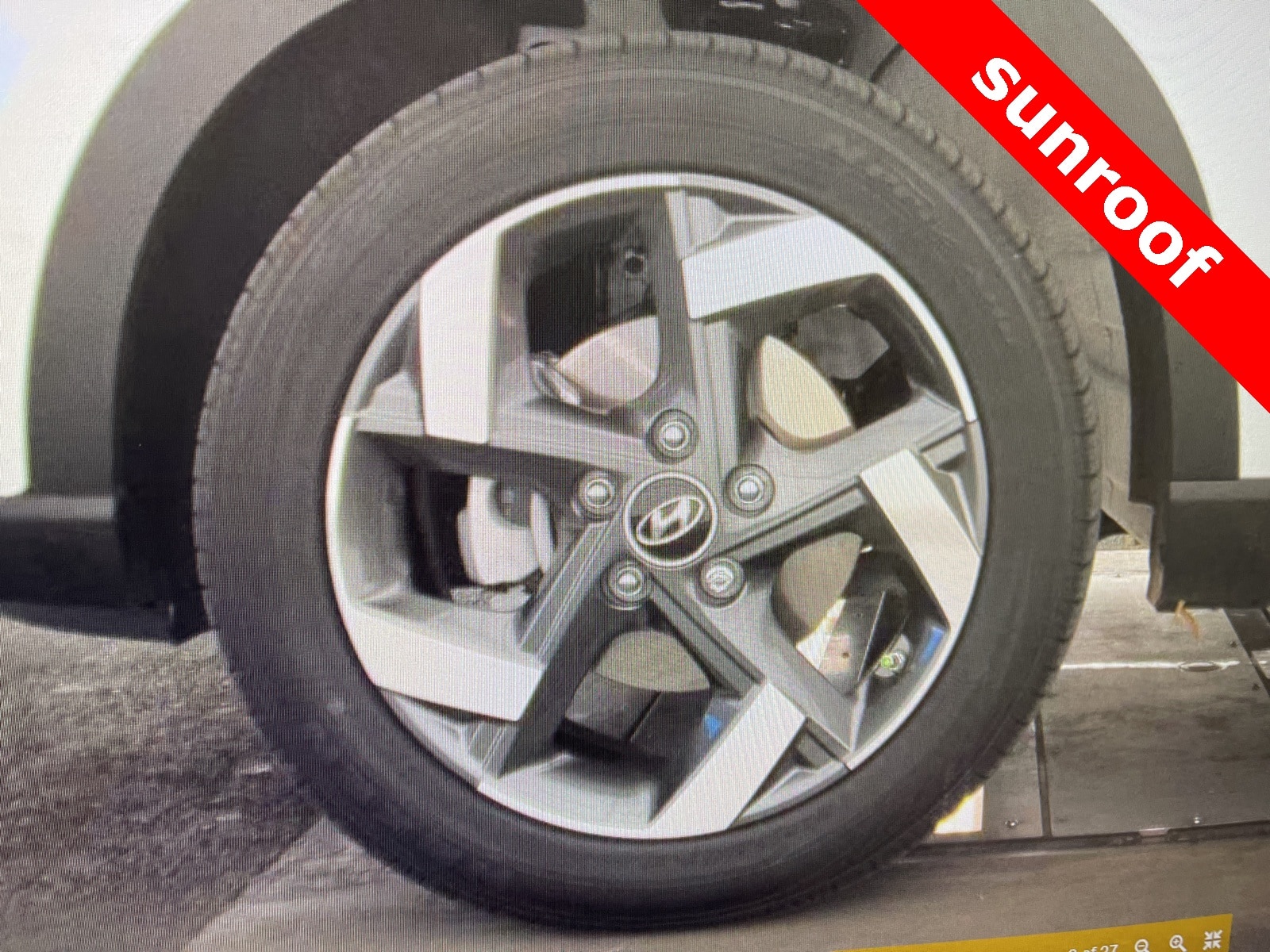 Thumbnail: 2025 Hyundai Venue - 9