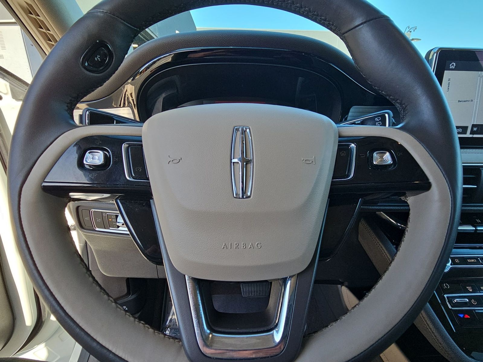 Thumbnail: 2020 Lincoln Corsair - 20