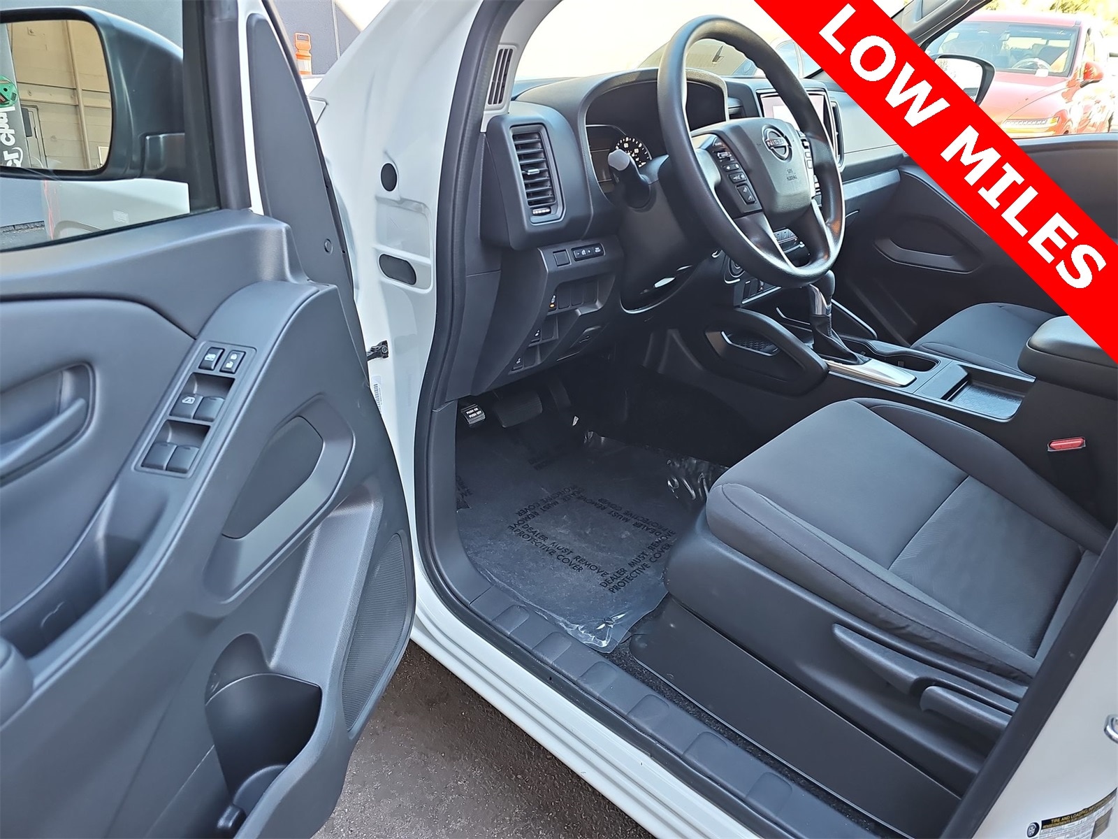 Thumbnail: 2023 Nissan Frontier - 10