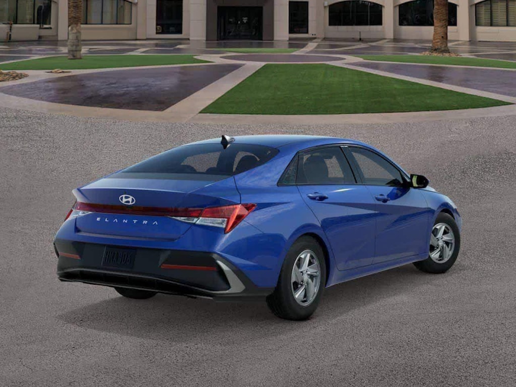 New 2026 Hyundai Elantra SE Sedan