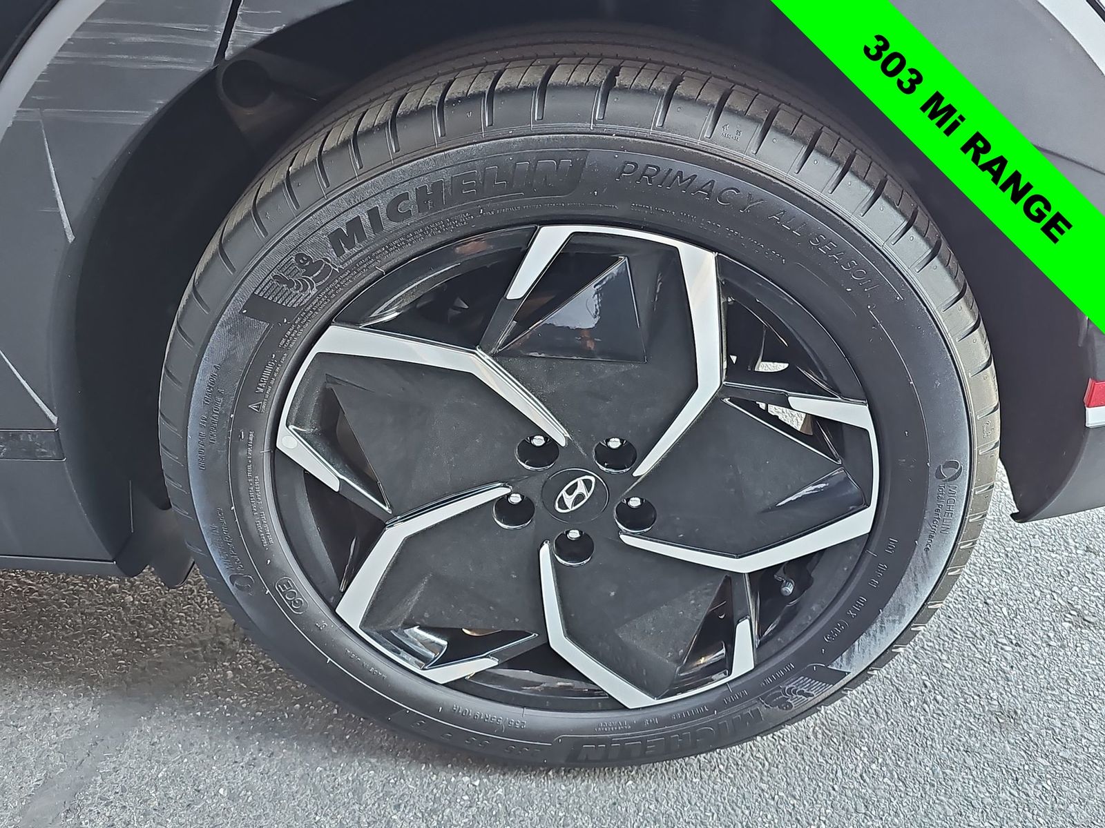 Thumbnail: 2024 Hyundai Ioniq 5 - 12