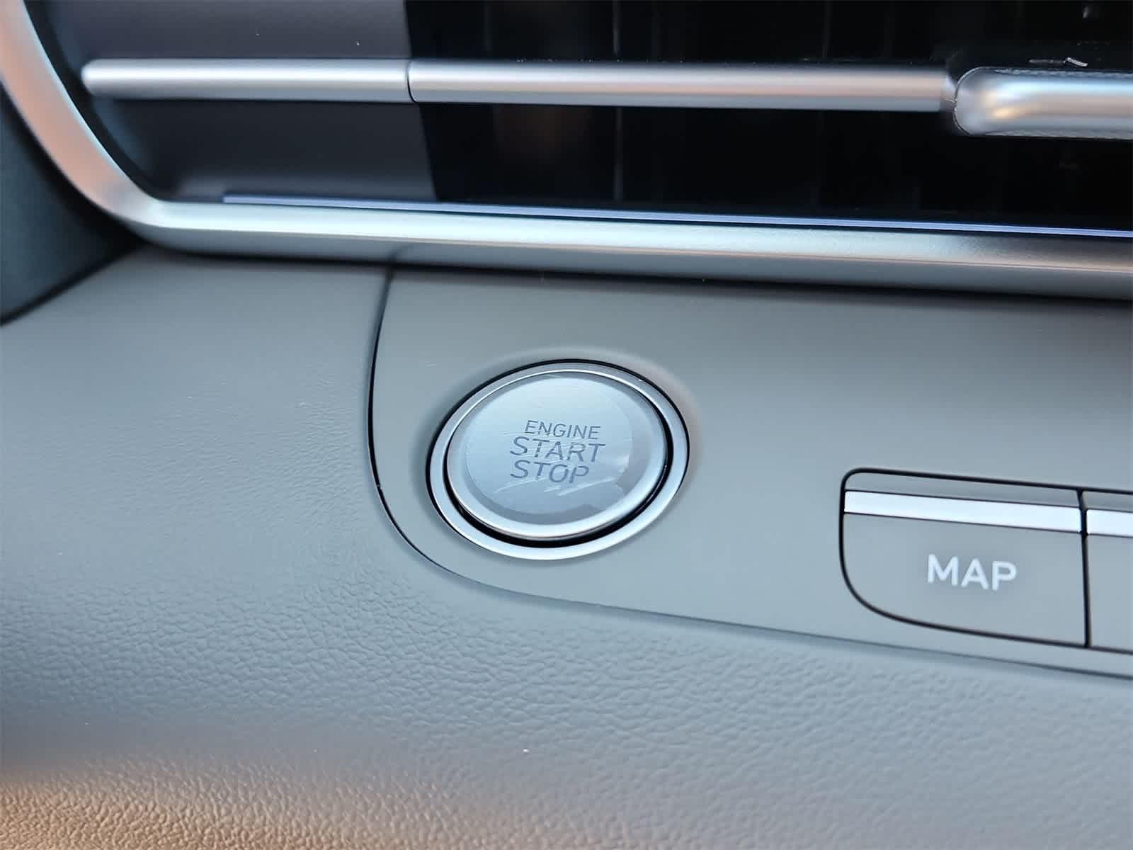 Thumbnail: 2025 Hyundai Elantra - 26