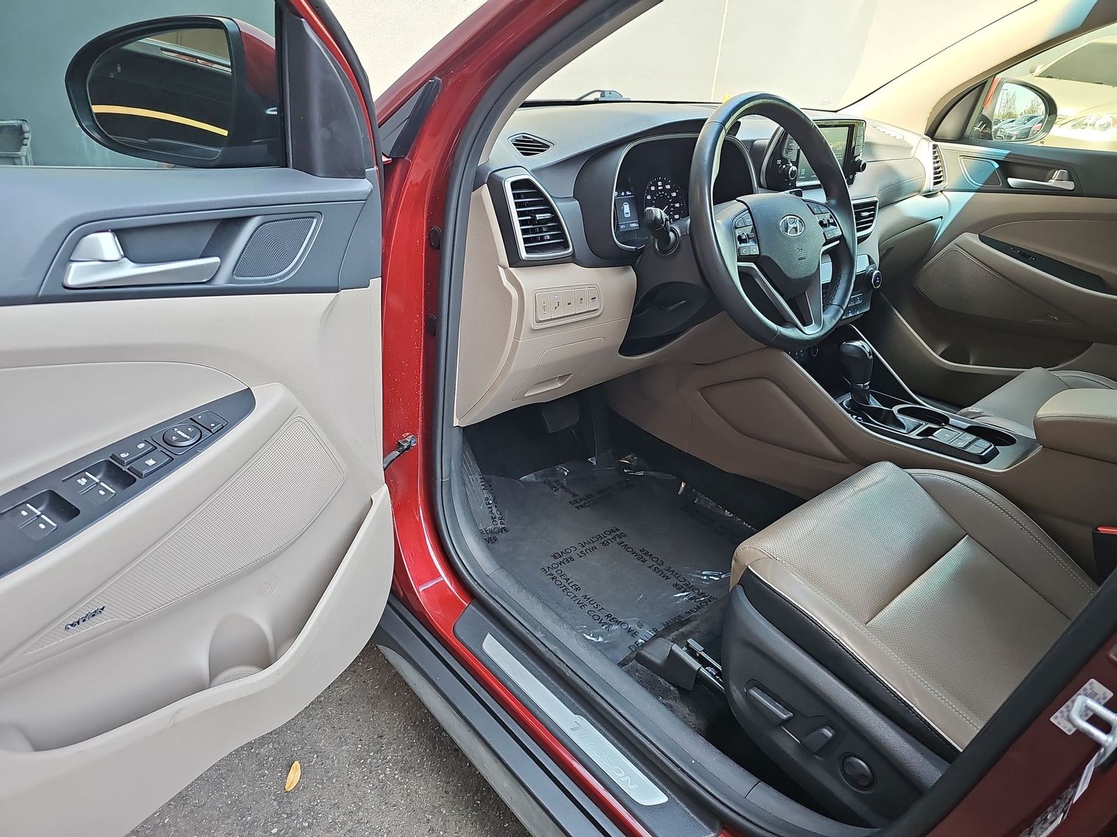 Thumbnail: 2019 Hyundai Tucson - 10