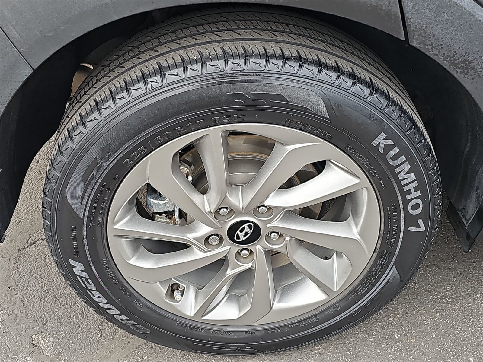 Thumbnail: 2017 Hyundai Tucson - 12