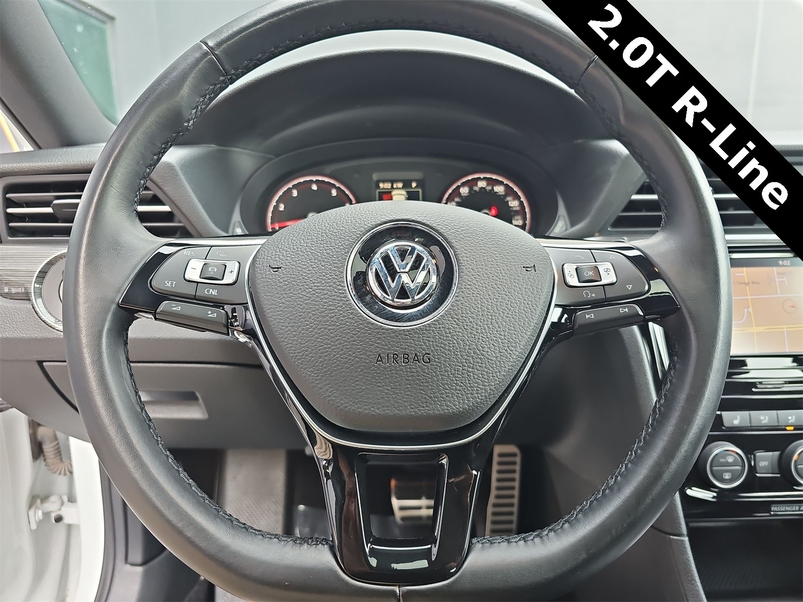 Thumbnail: 2021 Volkswagen Passat - 18