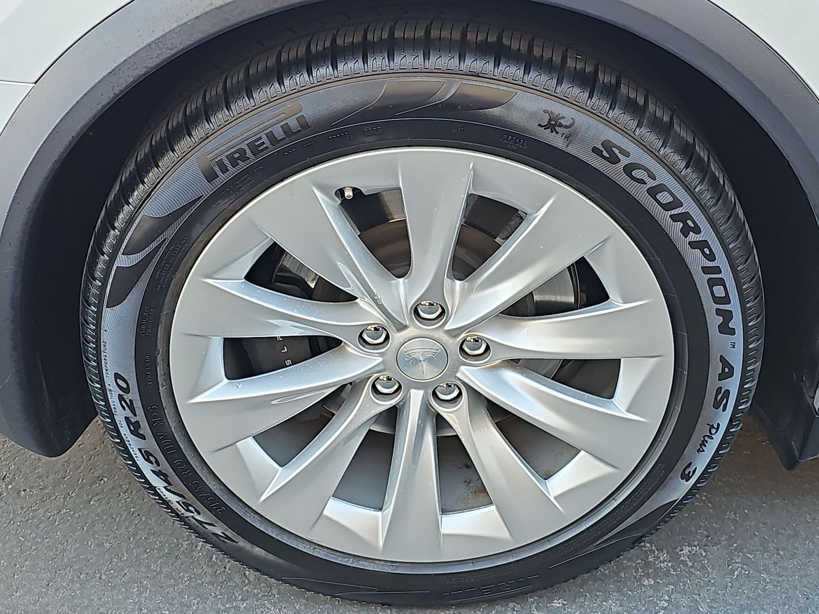 Thumbnail: 2020 Tesla Model X - 12