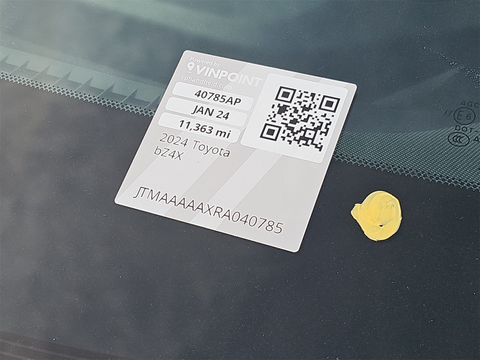 Thumbnail: 2024 Toyota bZ4X - 25