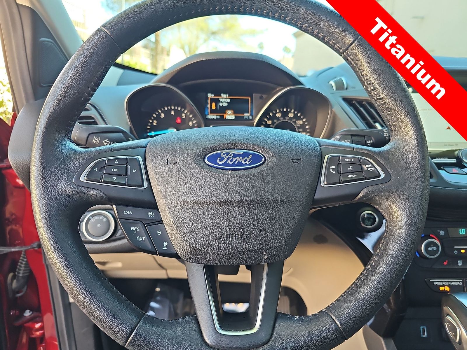 Thumbnail: 2019 Ford Escape - 18