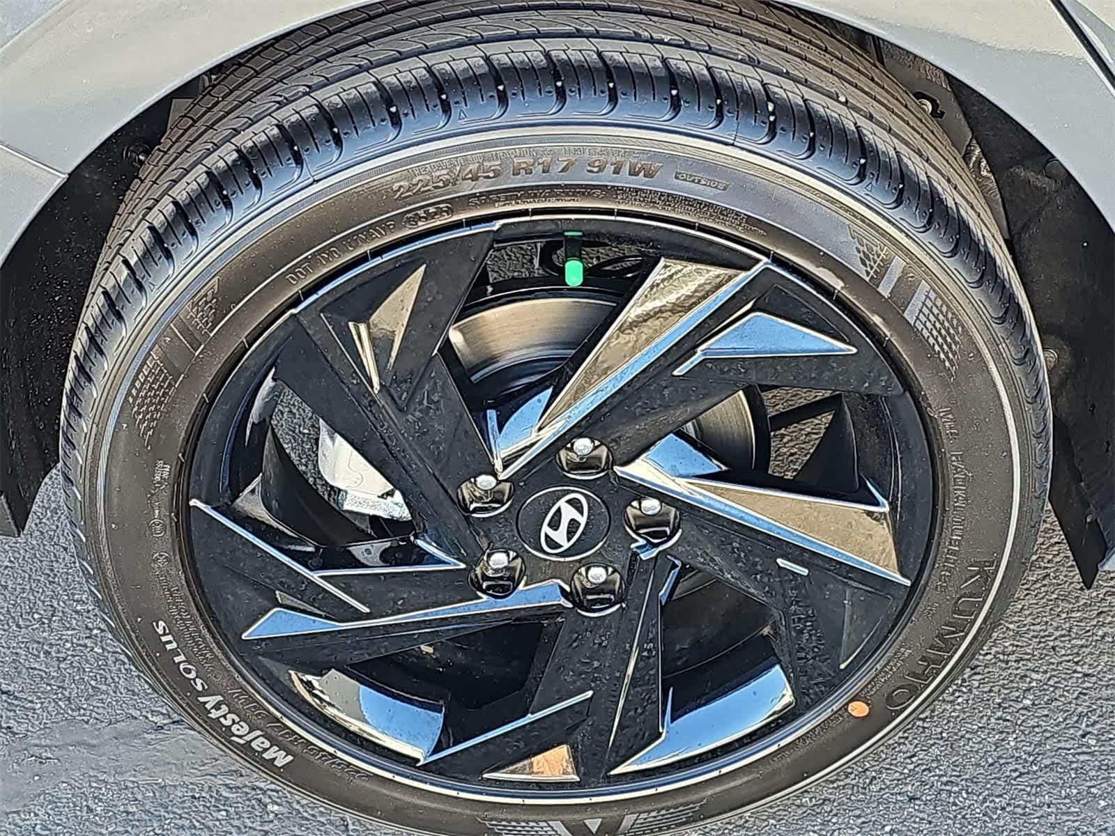 Thumbnail: 2026 Hyundai Elantra - 12