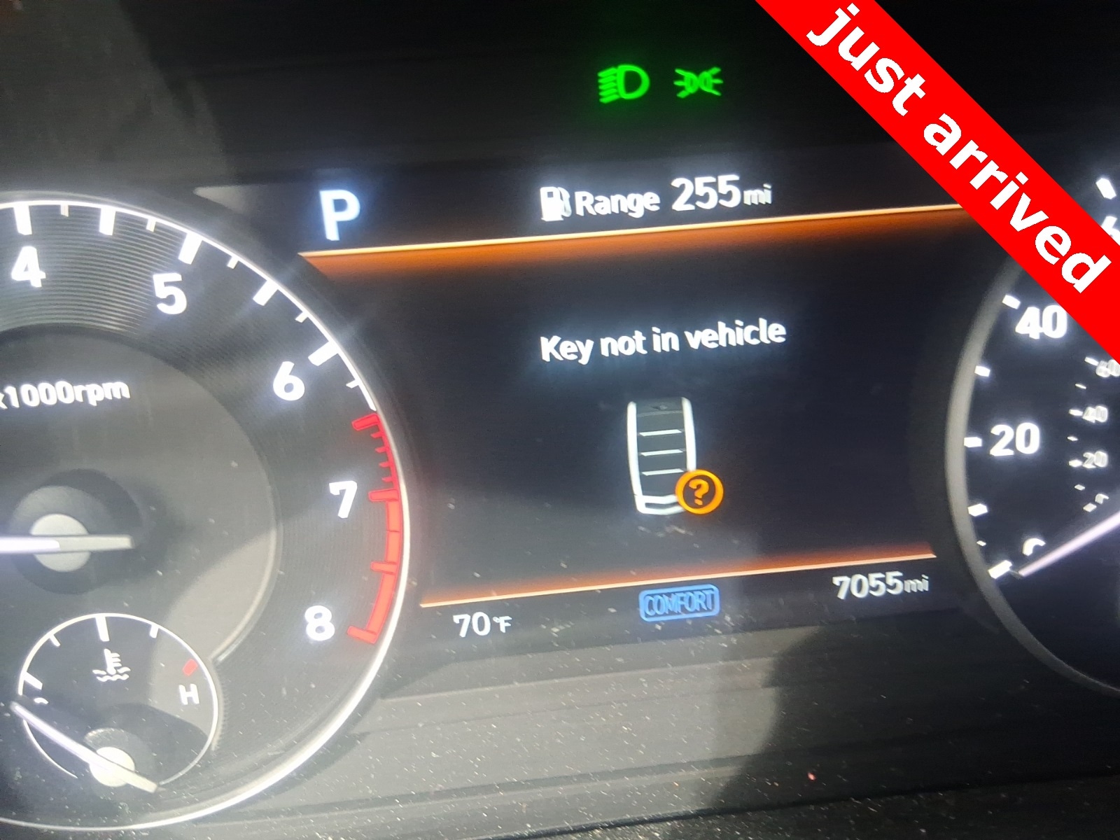 Thumbnail: 2022 Genesis G90 - 3