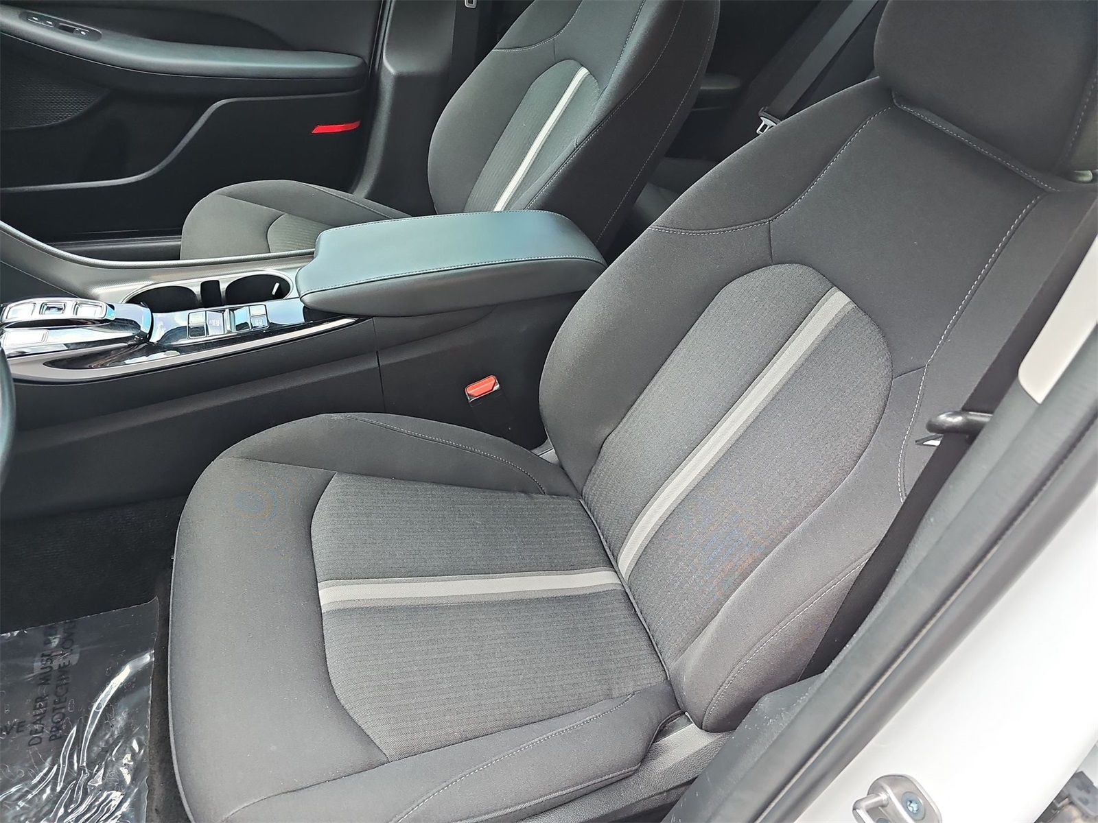 Thumbnail: 2023 Hyundai Sonata - 15