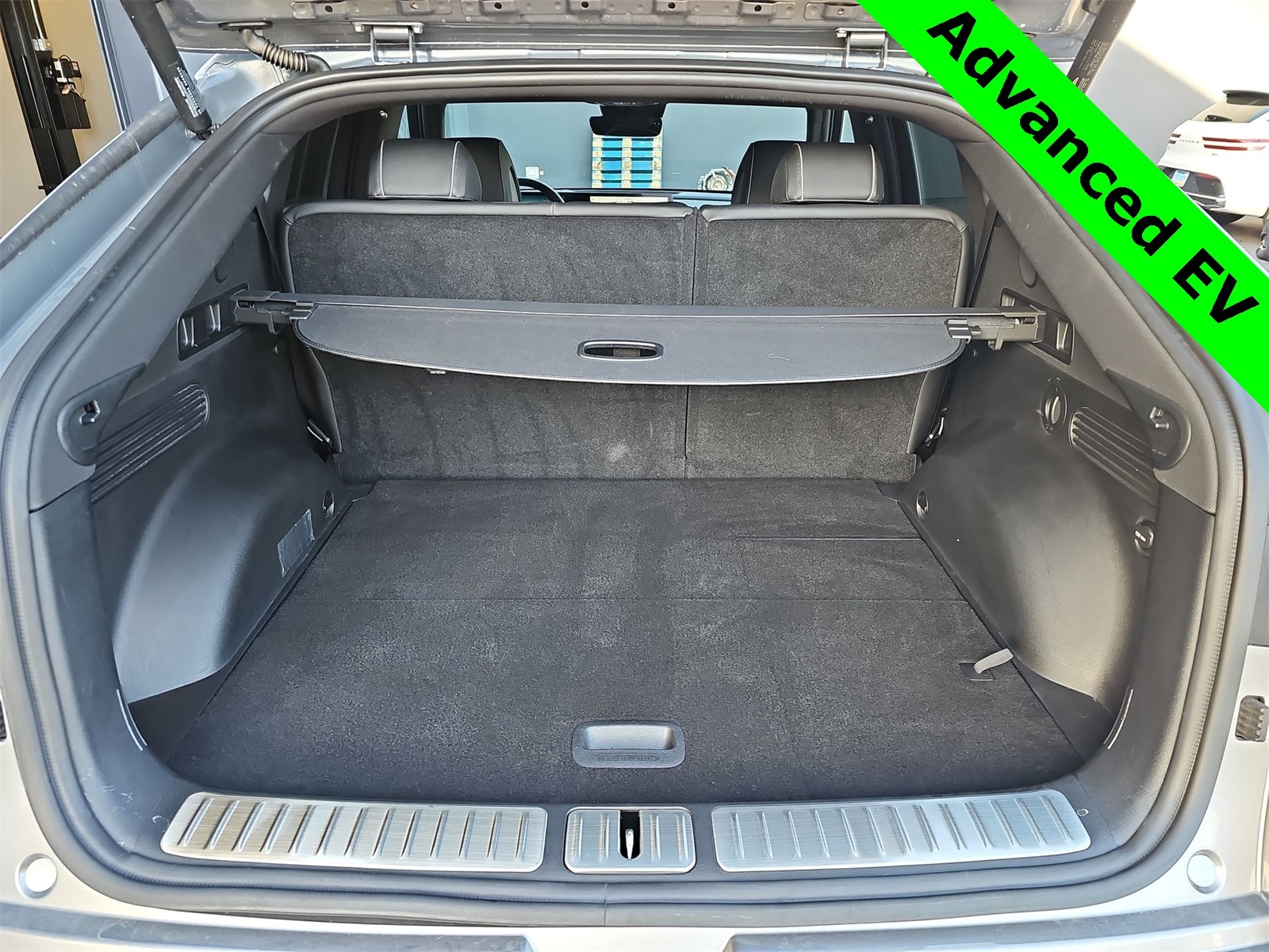 Thumbnail: 2025 Genesis GV60 - 23