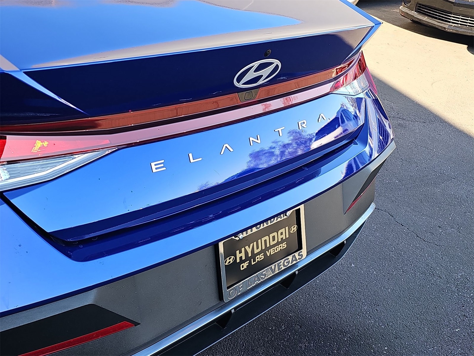 Thumbnail: 2024 Hyundai Elantra - 11