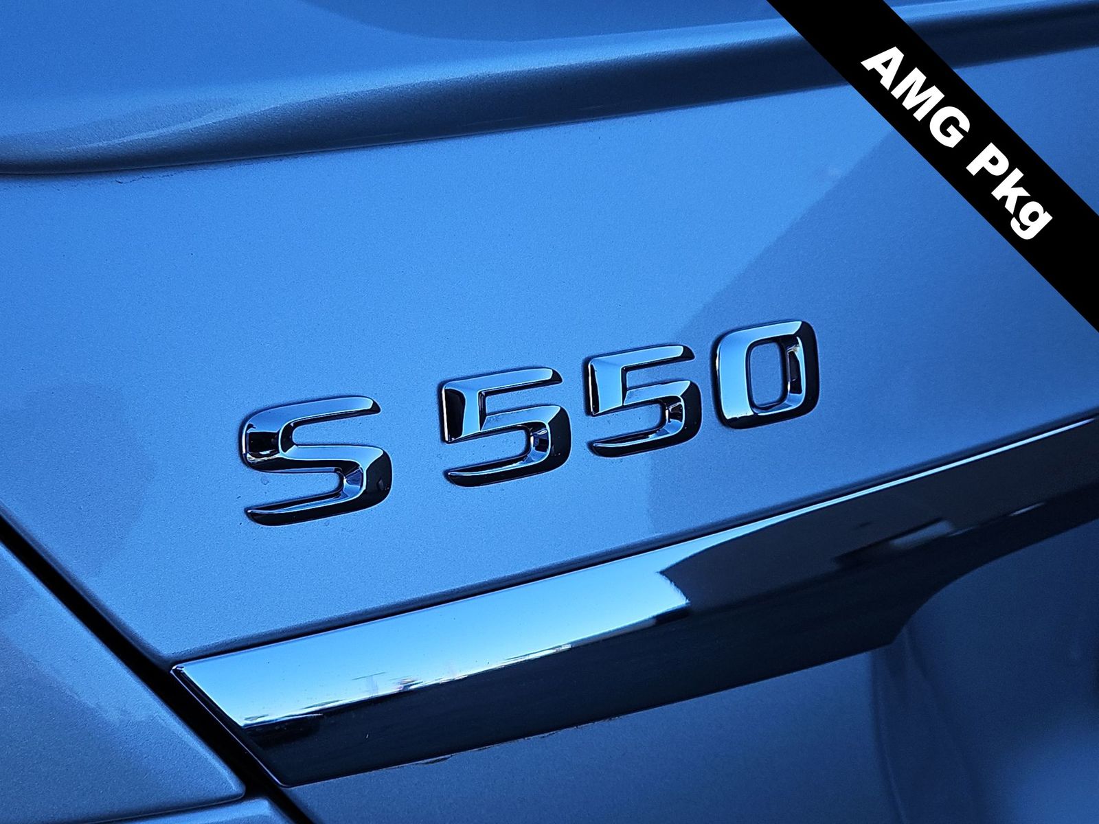 Thumbnail: 2015 Mercedes-Benz S-Class - 11