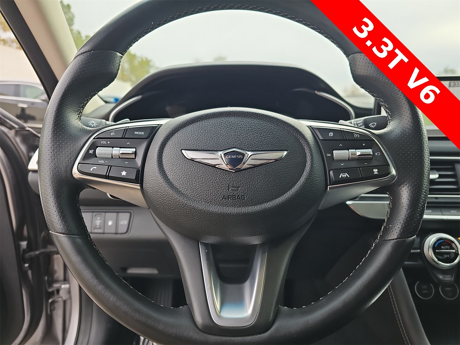 Thumbnail: 2022 Genesis G70 - 19