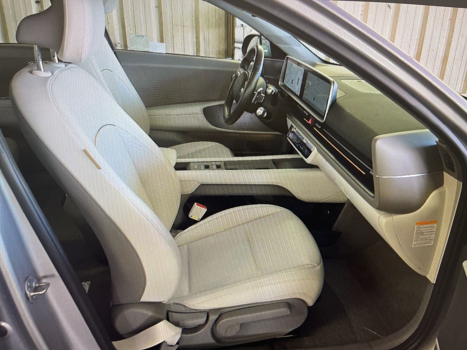 Thumbnail: 2024 Hyundai Ioniq 6 - 7