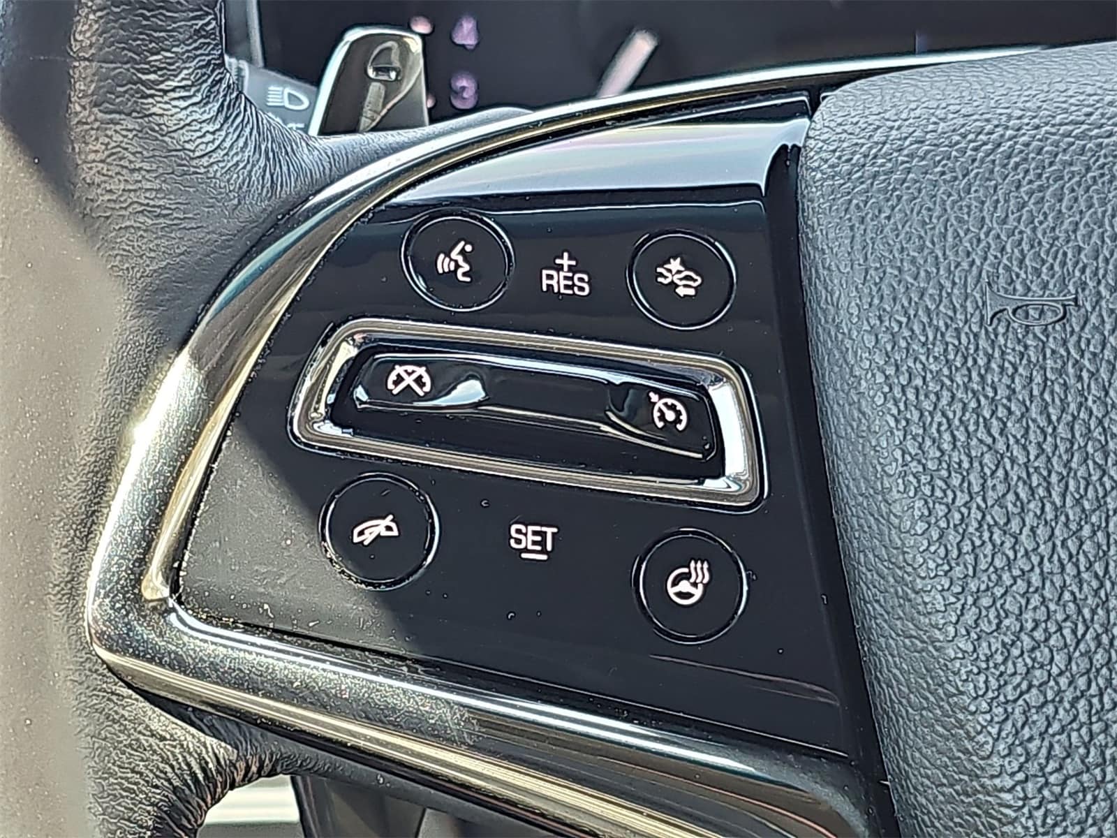 Thumbnail: 2019 Cadillac CTS - 28