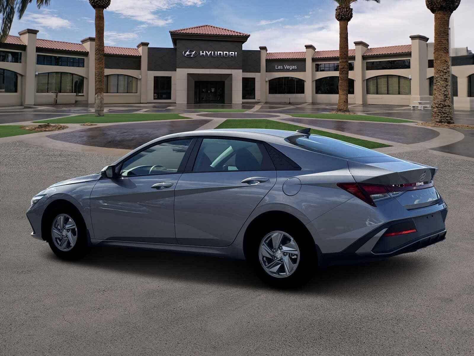 Thumbnail: 2026 Hyundai Elantra - 4