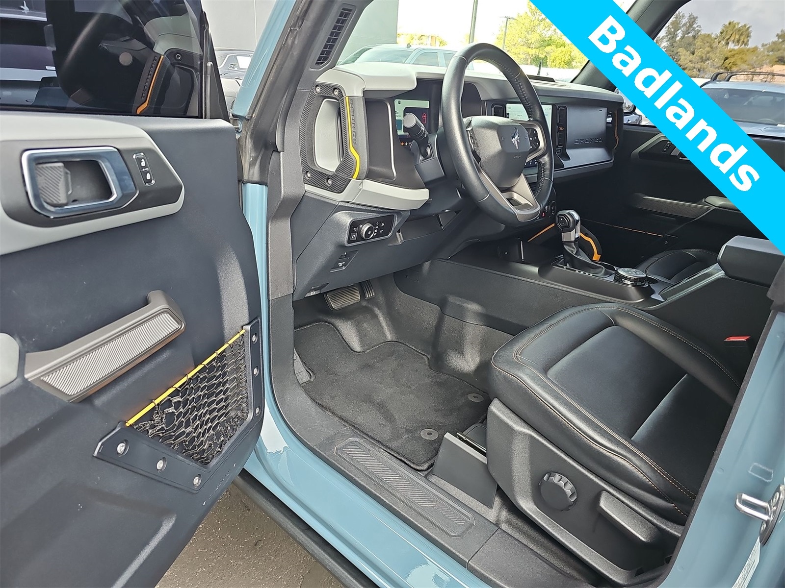 Thumbnail: 2023 Ford Bronco - 10