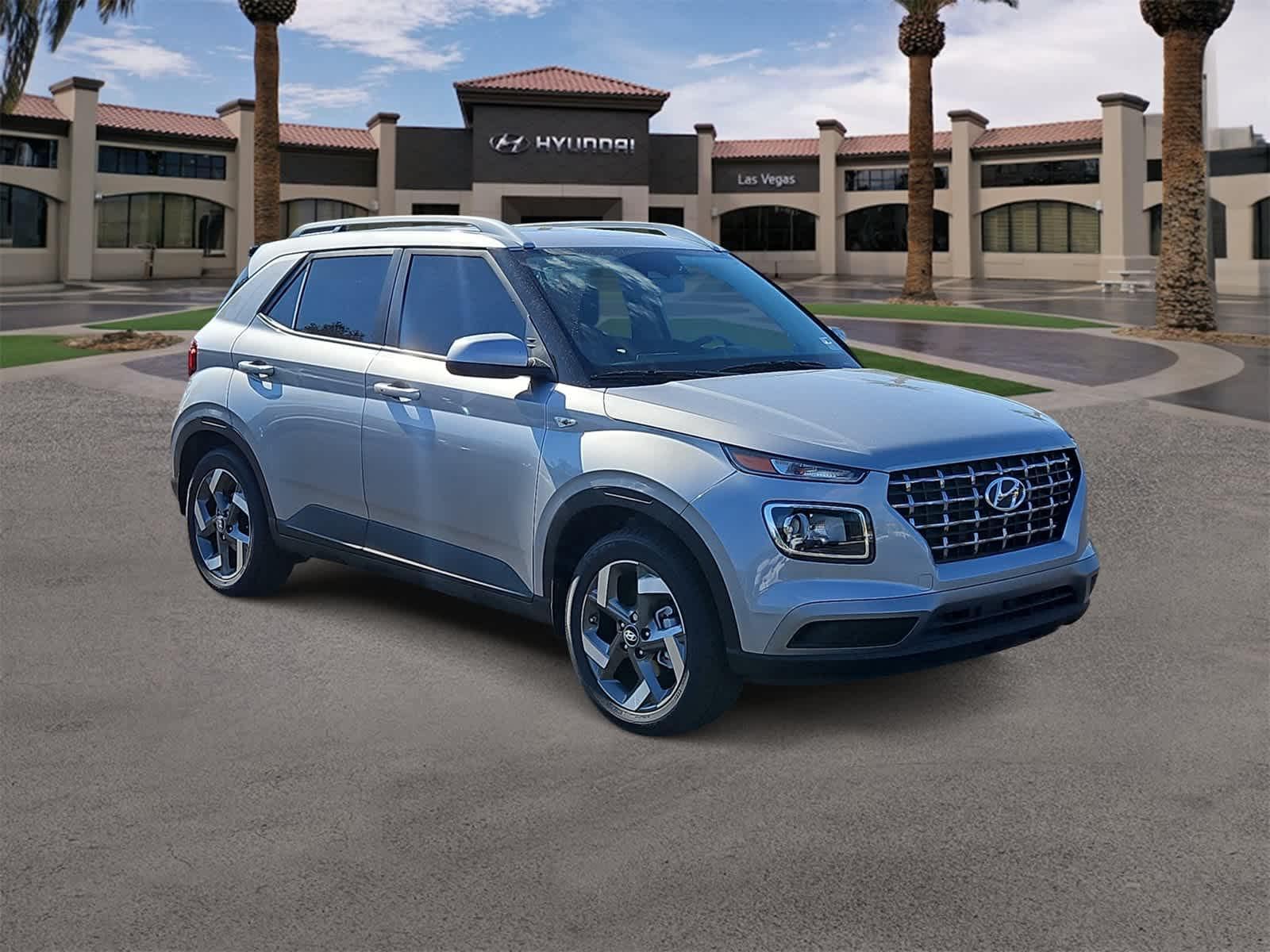 Thumbnail: 2025 Hyundai Venue - 2