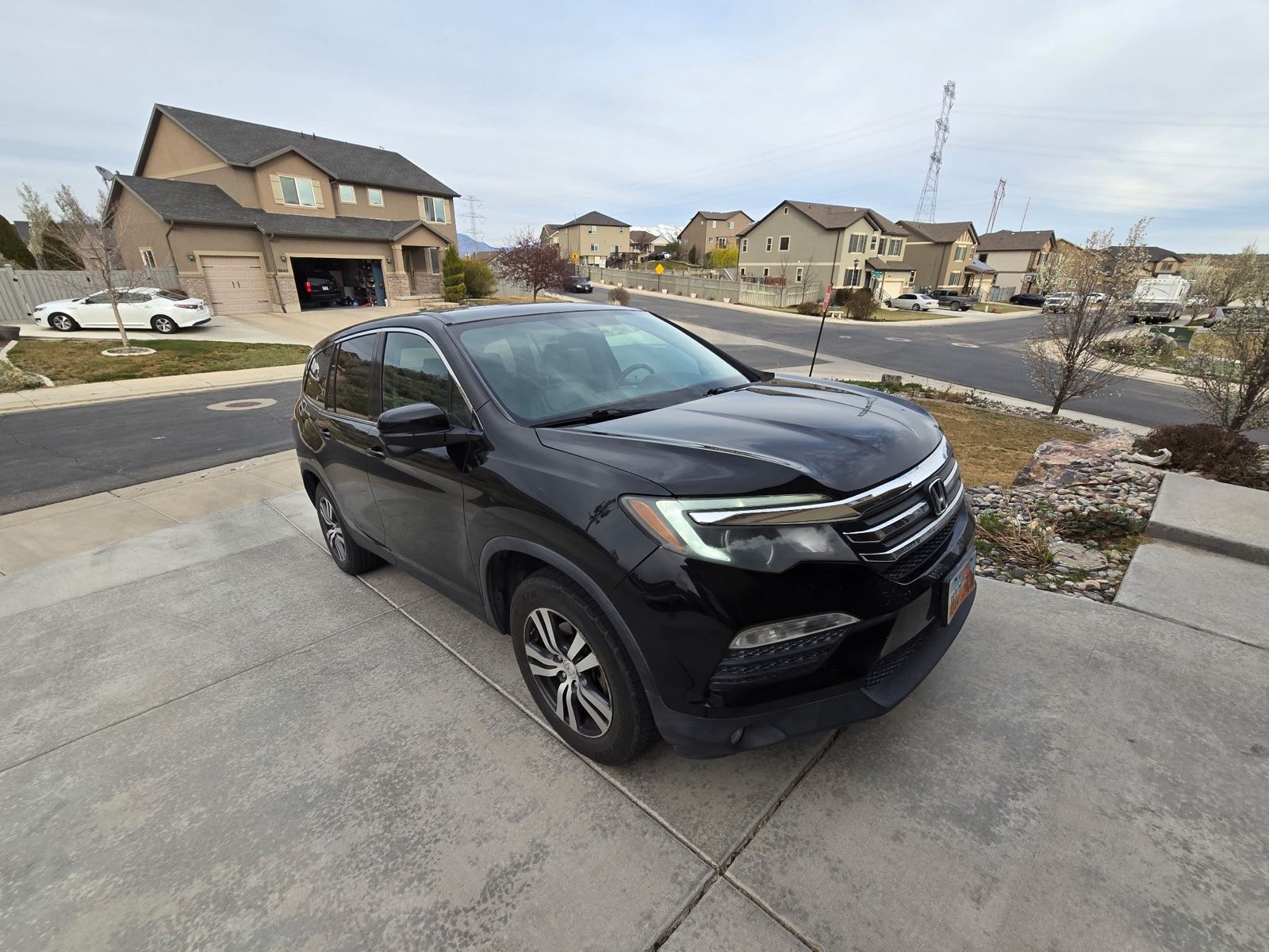 Thumbnail: 2017 Honda Pilot - 7