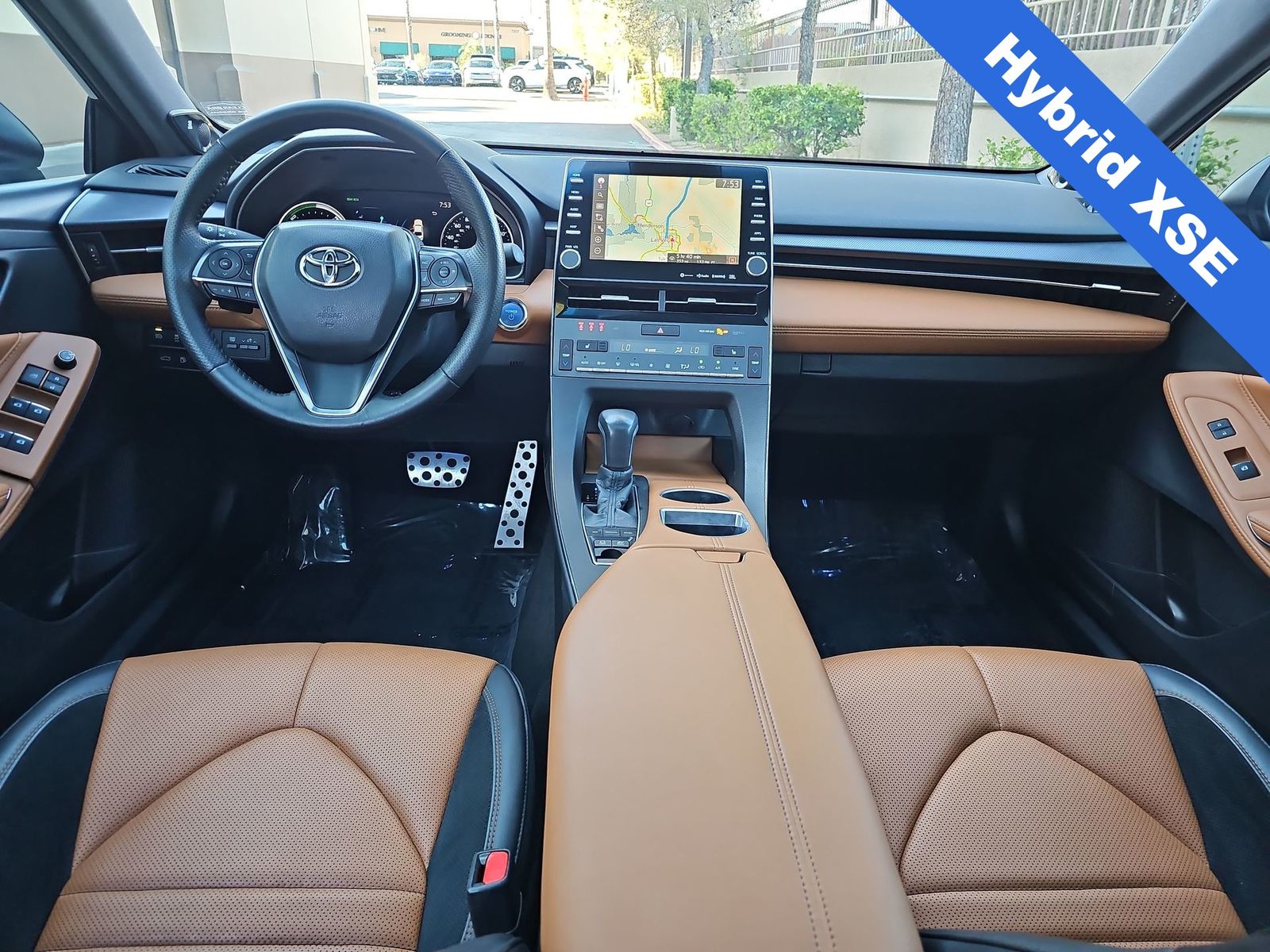 Thumbnail: 2021 Toyota Avalon - 14